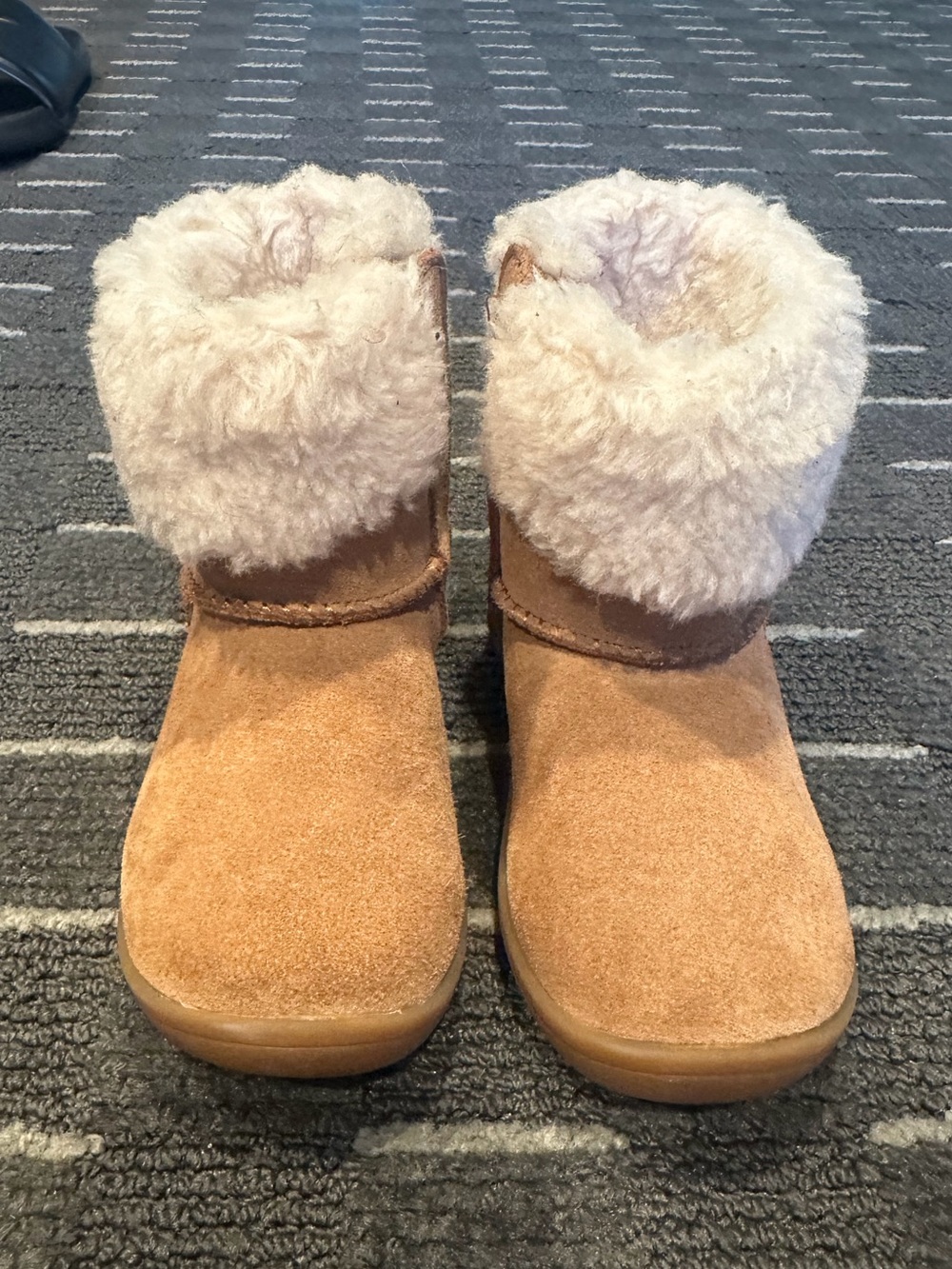 UGG Sammee Toddler Chestnut Suede Boots